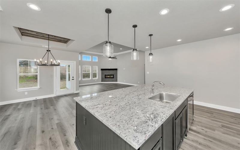 404 Betchan Street, Lake Dallas, TX 75065, 4 Bedrooms Bedrooms, ,2 BathroomsBathrooms,Residential,For Sale,404 Betchan Street,0,21150605