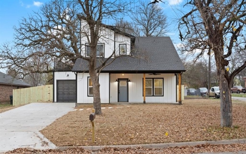 1228 S Rusk Street W, Sherman, TX 75090, 3 Bedrooms Bedrooms, ,2 BathroomsBathrooms,Residential,For Sale,1228 S Rusk Street W,20216074