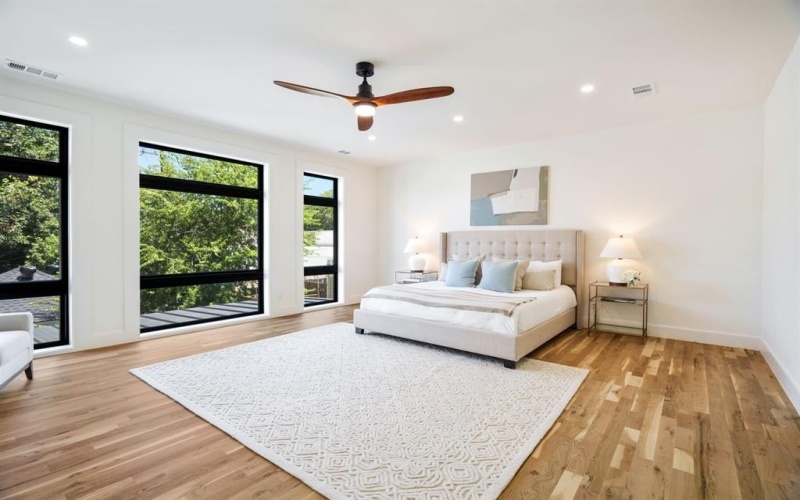 5836 Kenwood Avenue, Dallas, TX 75206, 5 Bedrooms Bedrooms, ,6 BathroomsBathrooms,Residential,For Sale,5836 Kenwood Avenue,0,21150818