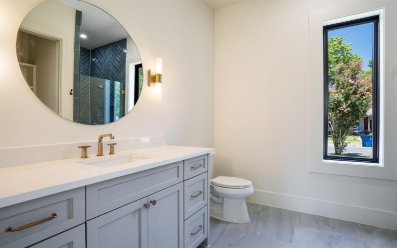 5836 Kenwood Avenue, Dallas, TX 75206, 5 Bedrooms Bedrooms, ,6 BathroomsBathrooms,Residential,For Sale,5836 Kenwood Avenue,0,21150818