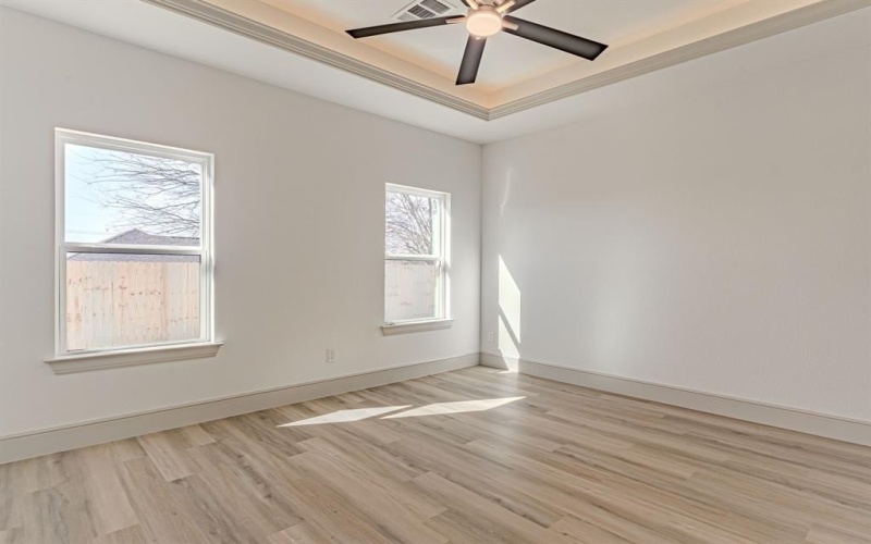 5812 Belaire Circle, Granbury, TX 76048, 3 Bedrooms Bedrooms, ,2 BathroomsBathrooms,Residential,For Sale,5812 Belaire Circle,0,21150826