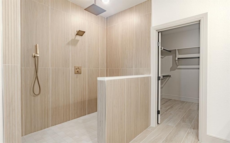 5812 Belaire Circle, Granbury, TX 76048, 3 Bedrooms Bedrooms, ,2 BathroomsBathrooms,Residential,For Sale,5812 Belaire Circle,0,21150826