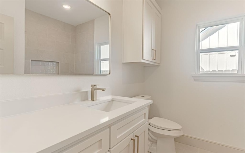 5812 Belaire Circle, Granbury, TX 76048, 3 Bedrooms Bedrooms, ,2 BathroomsBathrooms,Residential,For Sale,5812 Belaire Circle,0,21150826