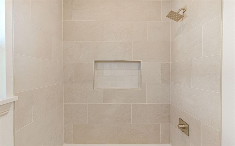 5812 Belaire Circle, Granbury, TX 76048, 3 Bedrooms Bedrooms, ,2 BathroomsBathrooms,Residential,For Sale,5812 Belaire Circle,0,21150826