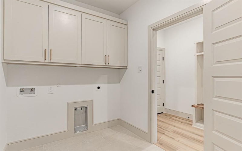 5812 Belaire Circle, Granbury, TX 76048, 3 Bedrooms Bedrooms, ,2 BathroomsBathrooms,Residential,For Sale,5812 Belaire Circle,0,21150826