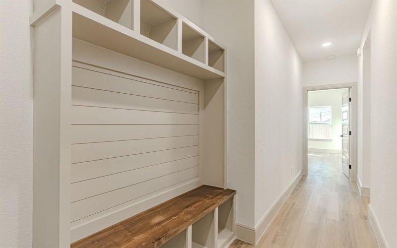 5812 Belaire Circle, Granbury, TX 76048, 3 Bedrooms Bedrooms, ,2 BathroomsBathrooms,Residential,For Sale,5812 Belaire Circle,0,21150826