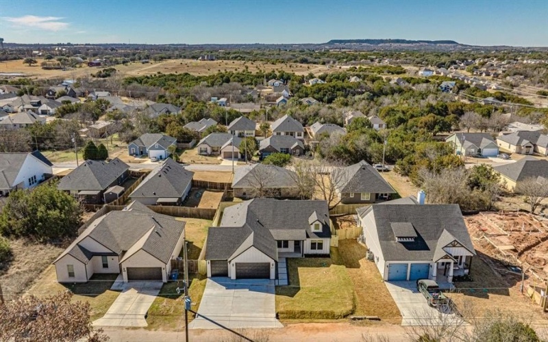 5812 Belaire Circle, Granbury, TX 76048, 3 Bedrooms Bedrooms, ,2 BathroomsBathrooms,Residential,For Sale,5812 Belaire Circle,0,21150826