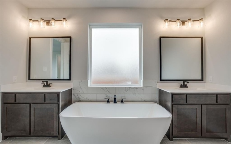 7349 Saker Street, Fort Worth, TX 76179, 4 Habitaciones Habitaciones , ,2 BañosBaños,Residential,En Venta,7349 Saker Street,0,21150898