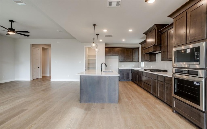 7349 Saker Street, Fort Worth, TX 76179, 4 Habitaciones Habitaciones , ,2 BañosBaños,Residential,En Venta,7349 Saker Street,0,21150898