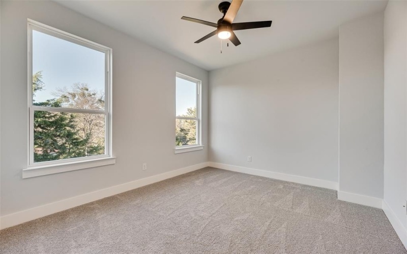 2515 Fatima Avenue, Dallas, TX 75241, 4 Habitaciones Habitaciones , ,2 BañosBaños,Residential,En Venta,2515 Fatima Avenue,0,21150963