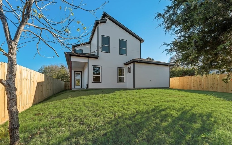 2515 Fatima Avenue, Dallas, TX 75241, 4 Habitaciones Habitaciones , ,2 BañosBaños,Residential,En Venta,2515 Fatima Avenue,0,21150963