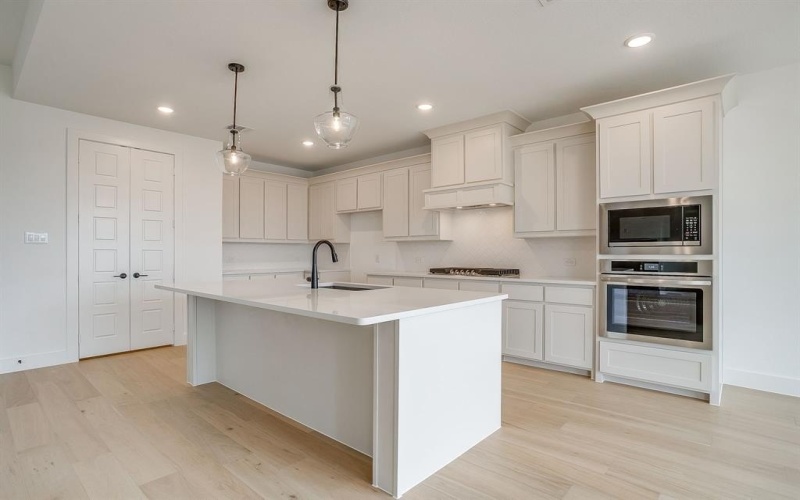 7321 Saker Street, Fort Worth, TX 76179, 4 Habitaciones Habitaciones , ,3 BañosBaños,Residential,En Venta,7321 Saker Street,0,21150973