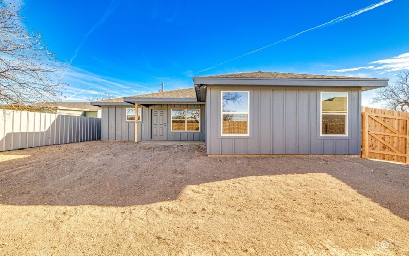 210 E 16th St, San Angelo, TX 76903, 3 Bedrooms Bedrooms, ,2 BathroomsBathrooms,Residential,For Sale,210 E 16th St,0,130286