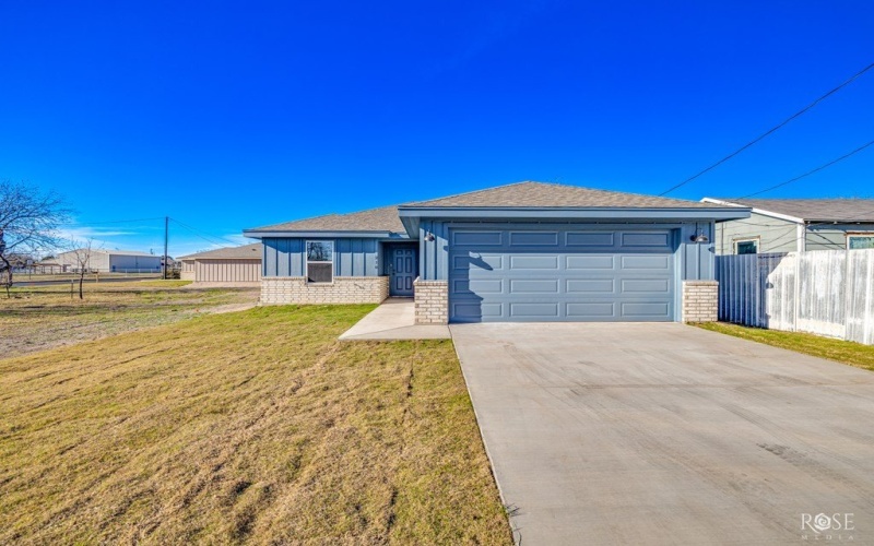 210 E 16th St, San Angelo, TX 76903, 3 Bedrooms Bedrooms, ,2 BathroomsBathrooms,Residential,For Sale,210 E 16th St,0,130286