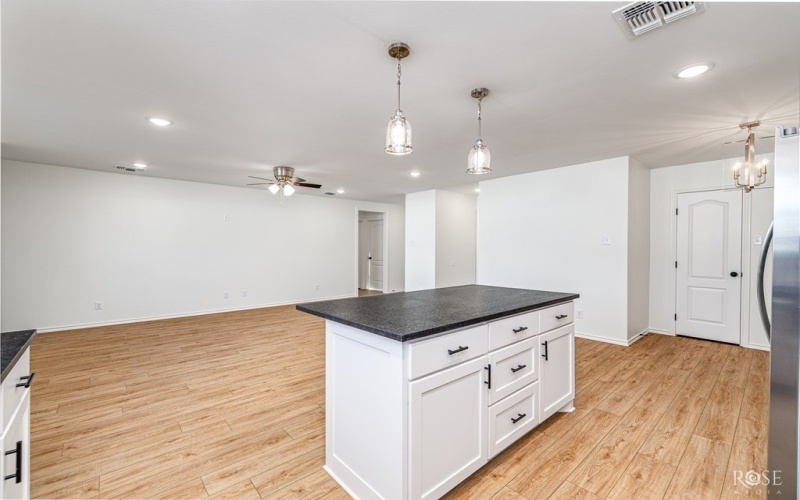 1608 N Oakes St, San Angelo, TX 76903, 3 Bedrooms Bedrooms, ,2 BathroomsBathrooms,Residential,For Sale,1608 N Oakes St,0,130287