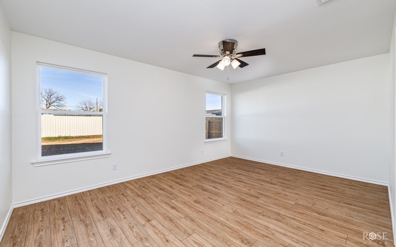 1608 N Oakes St, San Angelo, TX 76903, 3 Bedrooms Bedrooms, ,2 BathroomsBathrooms,Residential,For Sale,1608 N Oakes St,0,130287