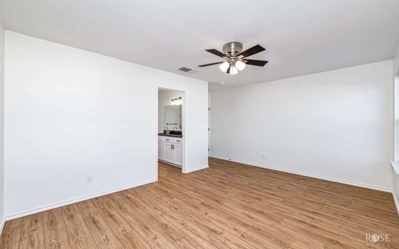 1608 N Oakes St, San Angelo, TX 76903, 3 Bedrooms Bedrooms, ,2 BathroomsBathrooms,Residential,For Sale,1608 N Oakes St,0,130287