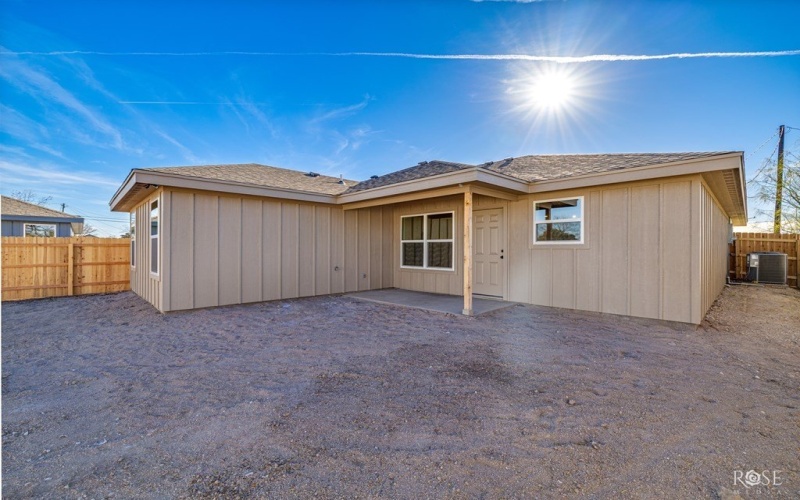 1608 N Oakes St, San Angelo, TX 76903, 3 Bedrooms Bedrooms, ,2 BathroomsBathrooms,Residential,For Sale,1608 N Oakes St,0,130287