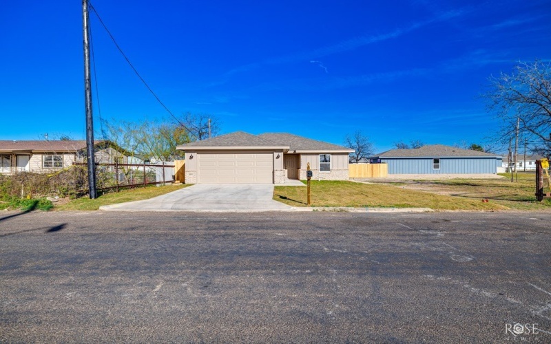 1608 N Oakes St, San Angelo, TX 76903, 3 Bedrooms Bedrooms, ,2 BathroomsBathrooms,Residential,For Sale,1608 N Oakes St,0,130287