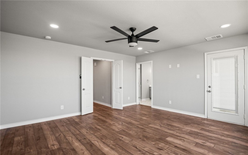 15217 Windward Drive unit: 402 #402, Corpus Christi, TX 78418, 4 Bedrooms Bedrooms, ,5 BathroomsBathrooms,Residential,For Sale,15217 Windward Drive unit: 402,0,469620