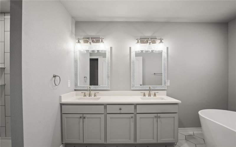 15217 Windward Drive unit: 402 #402, Corpus Christi, TX 78418, 4 Bedrooms Bedrooms, ,5 BathroomsBathrooms,Residential,For Sale,15217 Windward Drive unit: 402,0,469620