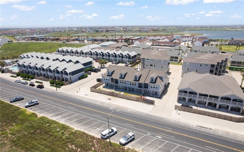 15217 Windward Drive unit: 402 #402, Corpus Christi, TX 78418, 4 Bedrooms Bedrooms, ,5 BathroomsBathrooms,Residential,For Sale,15217 Windward Drive unit: 402,0,469620