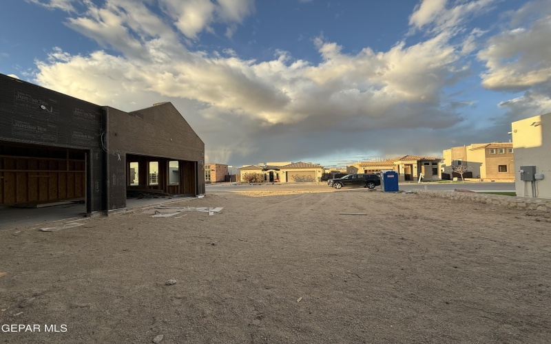 320 Rio del Rancho Court, El Paso, TX 79932, 4 Habitaciones Habitaciones , ,3 BañosBaños,Residential,En Venta,320 Rio del Rancho Court,0,936359