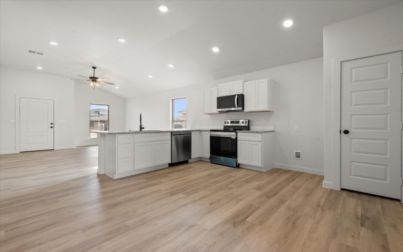 6308 Virginia Avenue, Lubbock, TX 79407, 3 Bedrooms Bedrooms, ,2 BathroomsBathrooms,Residential,For Sale,6308 Virginia Avenue,0,202600483