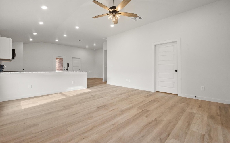 6308 Virginia Avenue, Lubbock, TX 79407, 3 Bedrooms Bedrooms, ,2 BathroomsBathrooms,Residential,For Sale,6308 Virginia Avenue,0,202600483