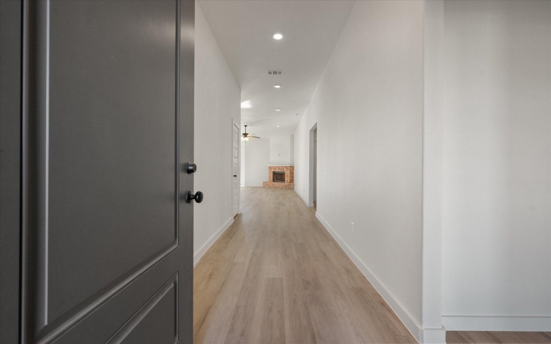 709 E 30th Street, Wolfforth, TX 79382, 4 Habitaciones Habitaciones , ,2 BañosBaños,Residential,En Venta,709 E 30th Street,0,202600485