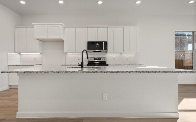 709 E 30th Street, Wolfforth, TX 79382, 4 Habitaciones Habitaciones , ,2 BañosBaños,Residential,En Venta,709 E 30th Street,0,202600485