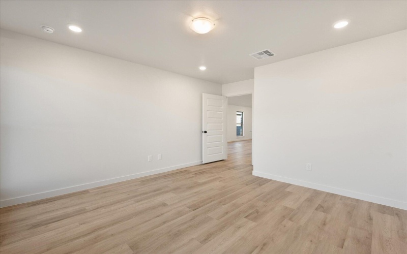 2413 Aberdeen Avenue, Wolfforth, TX 79382, 4 Bedrooms Bedrooms, ,2 BathroomsBathrooms,Residential,For Sale,2413 Aberdeen Avenue,0,202600486