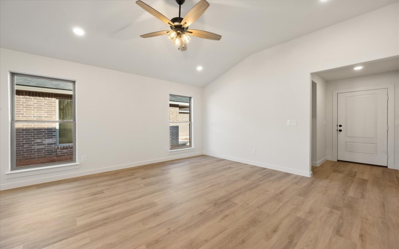 2413 Aberdeen Avenue, Wolfforth, TX 79382, 4 Bedrooms Bedrooms, ,2 BathroomsBathrooms,Residential,For Sale,2413 Aberdeen Avenue,0,202600486