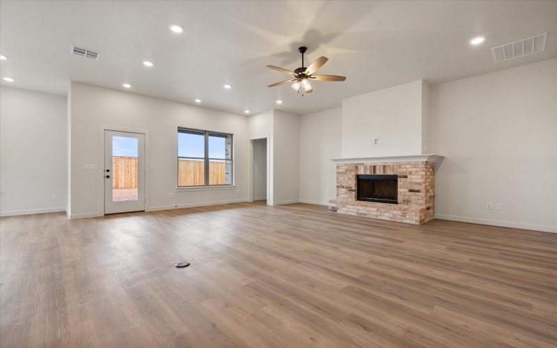 2901 Tractor Avenue, Wolfforth, TX 79382, 4 Bedrooms Bedrooms, ,3 BathroomsBathrooms,Residential,For Sale,2901 Tractor Avenue,0,202600513