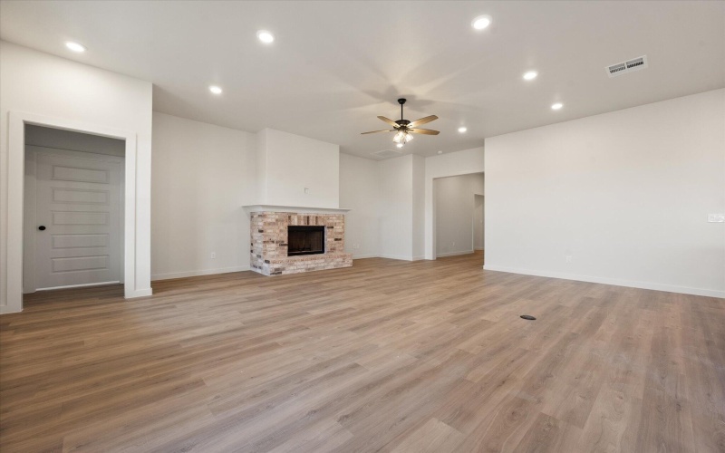 2901 Tractor Avenue, Wolfforth, TX 79382, 4 Bedrooms Bedrooms, ,3 BathroomsBathrooms,Residential,For Sale,2901 Tractor Avenue,0,202600513