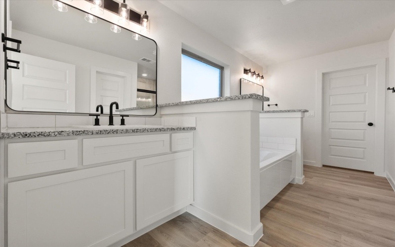 5310 Remington Avenue, Lubbock, TX 79407, 4 Habitaciones Habitaciones , ,2 BañosBaños,Residential,En Venta,5310 Remington Avenue,0,202600515