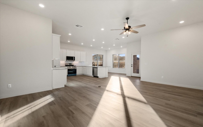 5310 Remington Avenue, Lubbock, TX 79407, 4 Habitaciones Habitaciones , ,2 BañosBaños,Residential,En Venta,5310 Remington Avenue,0,202600515