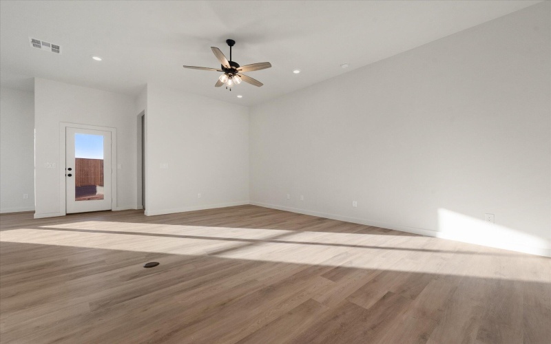 5310 Remington Avenue, Lubbock, TX 79407, 4 Habitaciones Habitaciones , ,2 BañosBaños,Residential,En Venta,5310 Remington Avenue,0,202600515