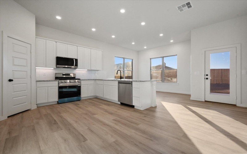 5310 Remington Avenue, Lubbock, TX 79407, 4 Habitaciones Habitaciones , ,2 BañosBaños,Residential,En Venta,5310 Remington Avenue,0,202600515