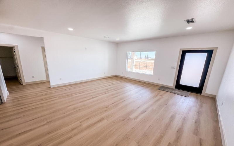 1406 Private Rd 300K, Seminole, TX 79360, 3 Bedrooms Bedrooms, ,2 BathroomsBathrooms,Residential,For Sale,1406 Private Rd 300K,0,202600552