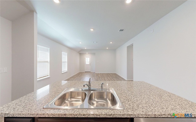 1302 Merritt Street, Temple, TX 76504, 4 Habitaciones Habitaciones , ,2 BañosBaños,Residential,En Venta,1302 Merritt Street,0,601624