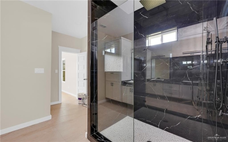 2209 N Gaytan Avenue, Edinburg, TX 78542, 4 Habitaciones Habitaciones , ,2 BañosBaños,Residential,En Venta,2209 N Gaytan Avenue,0,491833