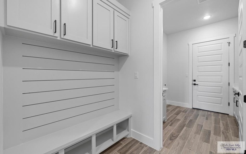 3518 TREASURE HILLS BLVD., HARLINGEN, TX 78550, 4 Bedrooms Bedrooms, ,2 BathroomsBathrooms,Residential,For Sale,3518 TREASURE HILLS BLVD.,0,29771170