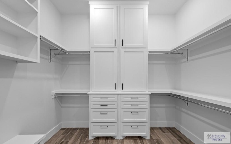 3518 TREASURE HILLS BLVD., HARLINGEN, TX 78550, 4 Bedrooms Bedrooms, ,2 BathroomsBathrooms,Residential,For Sale,3518 TREASURE HILLS BLVD.,0,29771170