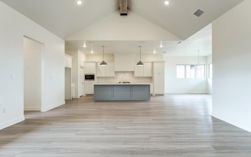 7615 52nd Street, Lubbock, TX 79407, 4 Habitaciones Habitaciones , ,3 BañosBaños,Residential,En Venta,7615 52nd Street,202552988