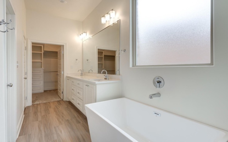 7615 52nd Street, Lubbock, TX 79407, 4 Habitaciones Habitaciones , ,3 BañosBaños,Residential,En Venta,7615 52nd Street,202552988