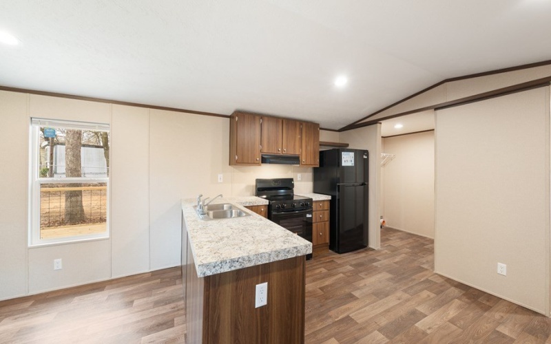 721 Queens Dr, Tool, TX 75143, 3 Bedrooms Bedrooms, ,2 BathroomsBathrooms,Residential,For Sale,721 Queens Dr,0,110155