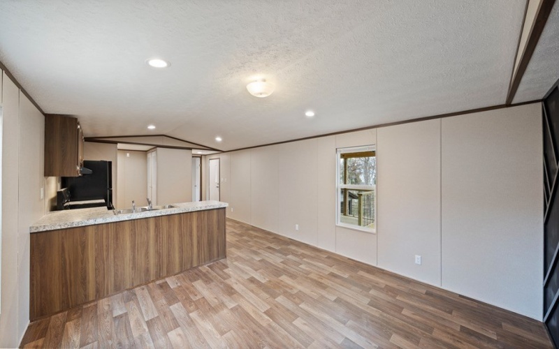 721 Queens Dr, Tool, TX 75143, 3 Bedrooms Bedrooms, ,2 BathroomsBathrooms,Residential,For Sale,721 Queens Dr,0,110155