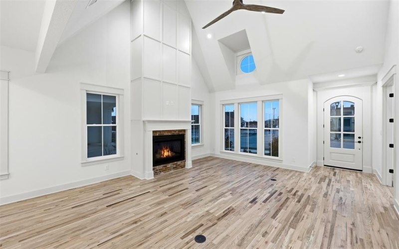 321 Garrett Way, Midlothian, TX 76065, 3 Bedrooms Bedrooms, ,2 BathroomsBathrooms,Residential,For Sale,321 Garrett Way,0,21102295