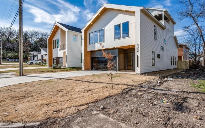 407 Bobbie Street, Dallas, TX 75203, 4 Bedrooms Bedrooms, ,3 BathroomsBathrooms,Residential,For Sale,407 Bobbie Street,0,21127699